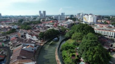 Malacca, Malezya - 16 Ekim 2022: Malacca Nehri Gezisi Hava Görüntüsü