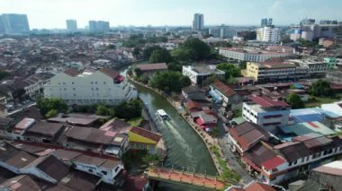 Malacca, Malezya - 16 Ekim 2022: Malacca Nehri Gezisi Hava Görüntüsü