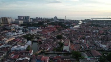 Malacca, Malezya - 16 Ekim 2022: Malacca Nehri Gezisi Hava Görüntüsü