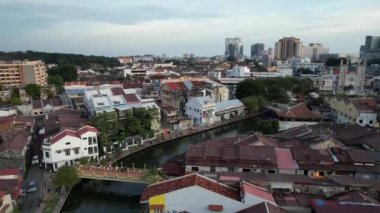 Malacca, Malezya - 16 Ekim 2022: Malacca Nehri Gezisi Hava Görüntüsü