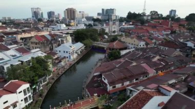 Malacca, Malezya - 16 Ekim 2022: Malacca Nehri Gezisi Hava Görüntüsü