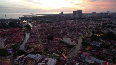 Malacca, Malezya - 16 Ekim 2022: Malacca Nehri Gezisi Hava Görüntüsü