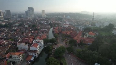 Malacca, Malezya - 16 Ekim 2022: Malacca Nehri Gezisi Hava Görüntüsü