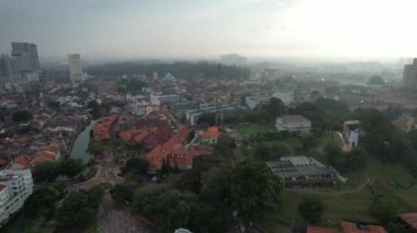 Malacca, Malezya - 16 Ekim 2022: Malacca Nehri Gezisi Hava Görüntüsü