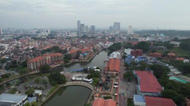 Malacca, Malezya - 16 Ekim 2022: Malacca Nehri Gezisi Hava Görüntüsü