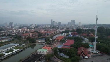 Malacca, Malezya - 16 Ekim 2022: Malacca Nehri Gezisi Hava Görüntüsü