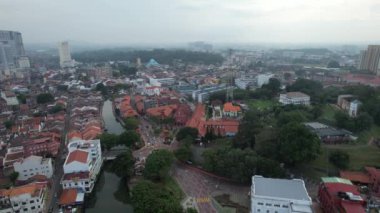 Malacca, Malezya - 16 Ekim 2022: Malacca Nehri Gezisi Hava Görüntüsü