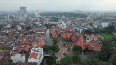 Malacca, Malezya - 16 Ekim 2022: Malacca Nehri Gezisi Hava Görüntüsü