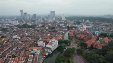 Malacca, Malezya - 16 Ekim 2022: Malacca Nehri Gezisi Hava Görüntüsü