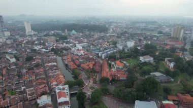 Malacca, Malezya - 16 Ekim 2022: Malacca Nehri Gezisi Hava Görüntüsü