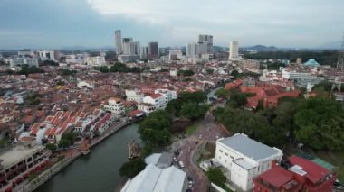 Malacca, Malezya - 16 Ekim 2022: Malacca Nehri Gezisi Hava Görüntüsü