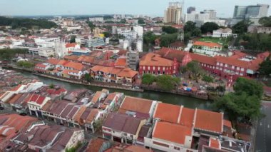 Malacca, Malezya - 16 Ekim 2022: Malacca Nehri Gezisi Hava Görüntüsü