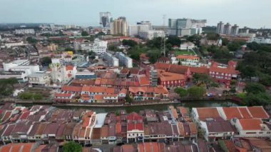 Malacca, Malezya - 16 Ekim 2022: Malacca Nehri Gezisi Hava Görüntüsü