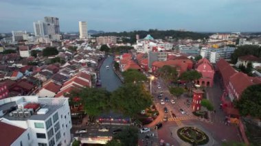 Malacca, Malezya - 16 Ekim 2022: Malacca Nehri Gezisi Hava Görüntüsü