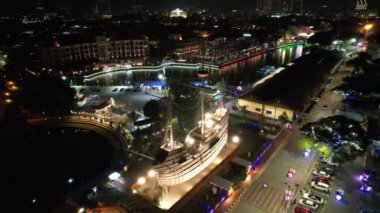 Malacca, Malezya - 16 Ekim 2022: Malacca Nehri Gezisi Hava Görüntüsü