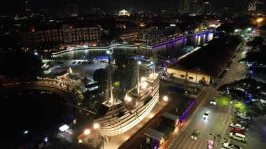 Malacca, Malezya - 16 Ekim 2022: Malacca Nehri Gezisi Hava Görüntüsü