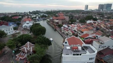 Malacca, Malezya - 16 Ekim 2022: Malacca Nehri Gezisi Hava Görüntüsü