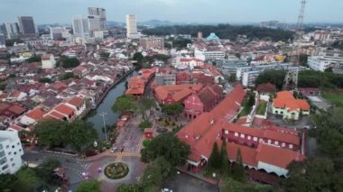 Malacca, Malezya - 16 Ekim 2022: Malacca Nehri Gezisi Hava Görüntüsü