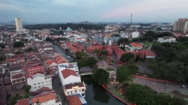 Malacca, Malezya - 16 Ekim 2022: Malacca Nehri Gezisi Hava Görüntüsü
