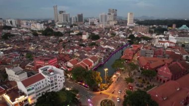 Malacca, Malezya - 16 Ekim 2022: Malacca Nehri Gezisi Hava Görüntüsü