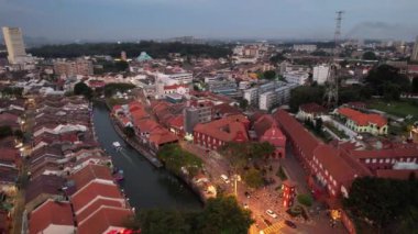 Malacca, Malezya - 16 Ekim 2022: Malacca Nehri Gezisi Hava Görüntüsü