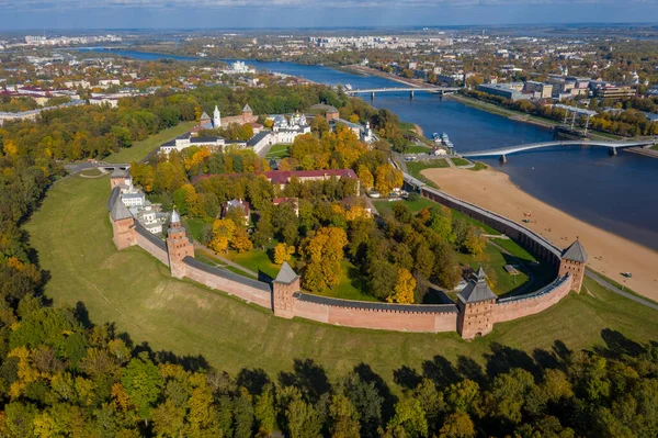 Vista Aérea Panorámica Del Kremlin Veliky Novgorod Otoño Dorado Ciudad —  Fotos de Stock