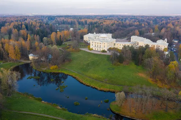 Panoramatický Letecký Výhled Pavlovský Park Pavlovský Palác Podzimního Večera Světlá — Stock fotografie