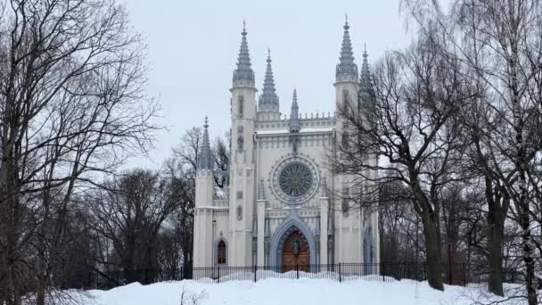 Spire Gereja Dalam Gaya Gothik Abad Pertengahan Kapel Gothic Puncak — Stok Video