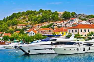 gemi skradin Hırvatistan için bağlantı noktası