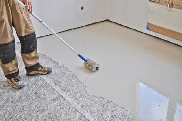 Leveling the floor leveled — Stock Photo, Image