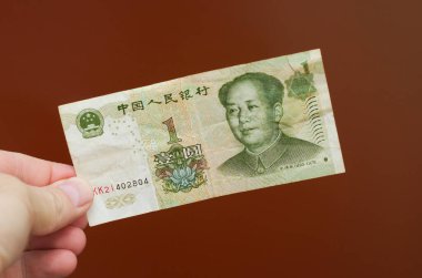 Bir yuan, Çin ulusal para birimi.