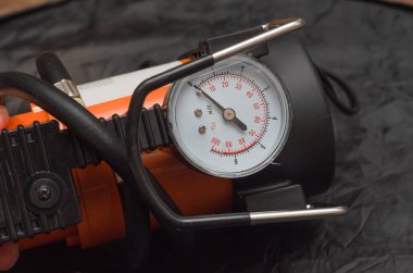 Yeni elektrikli araba tekerleği pompası