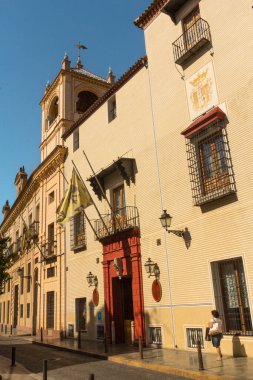 Seville, İspanya - 9 Eylül 2013 Sevilles Santa Cruz Mahallesi 'nde, Sevilles Santa Cruz Mahallesi' ne bağlı 27 geleneksel Sevillan evinden oluşan Hotel Las Casas de la Juderas Manzarası bulunmaktadır..