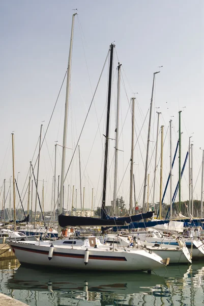 Yachts at berth — Stock Photo, Image