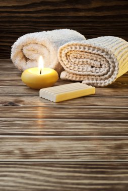 Ahşap bir arka planda spa