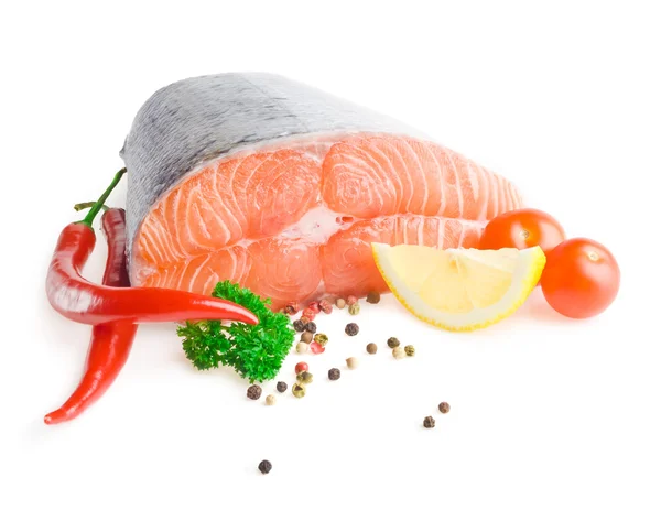 Salmon steak with lemon, pepper and parsley — Stock Photo, Image