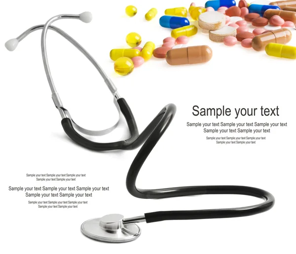 Stethoscope and pills isolated — Stock Photo, Image