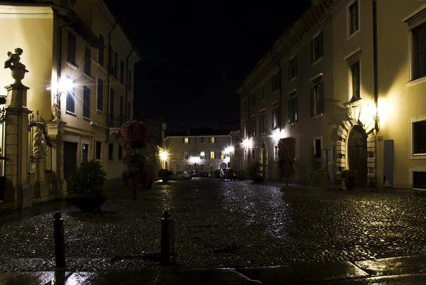 Rua Noturna na Cidade Velha — Fotografia de Stock