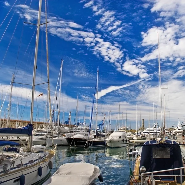 Yachts at berth — Stock Photo, Image