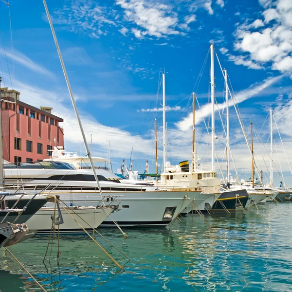 Yachts at berth — Stock Photo, Image