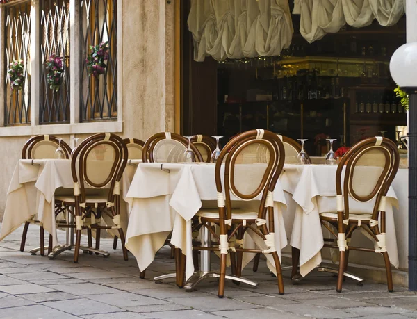 Café extérieur italien — Photo