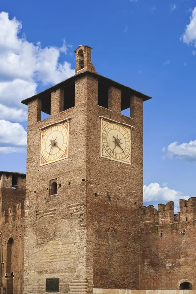 Torre del reloj en Verona —  Fotos de Stock