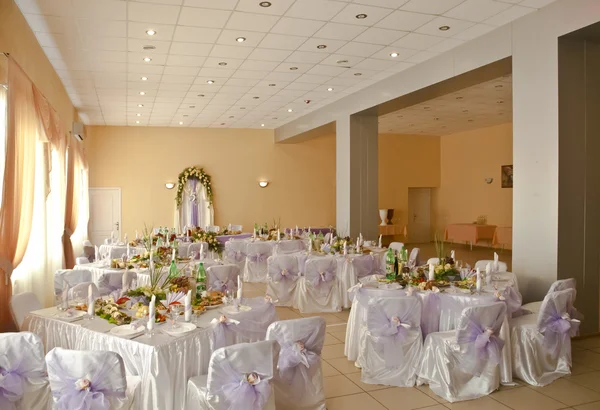 Conjunto de mesa para una fiesta de evento o recepción de boda —  Fotos de Stock