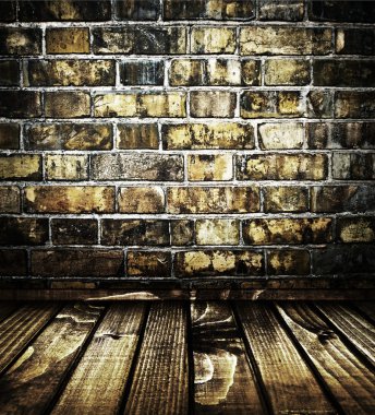 tuğla duvar ile iç