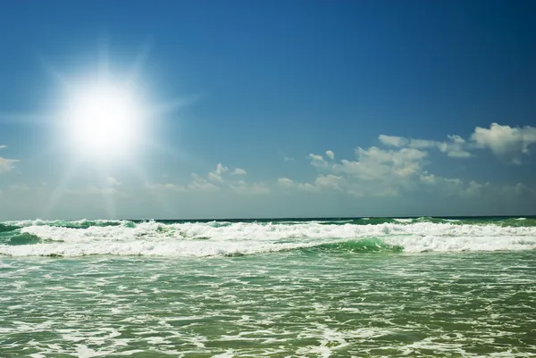 Golven op het oppervlak van de Oceaan — Stockfoto