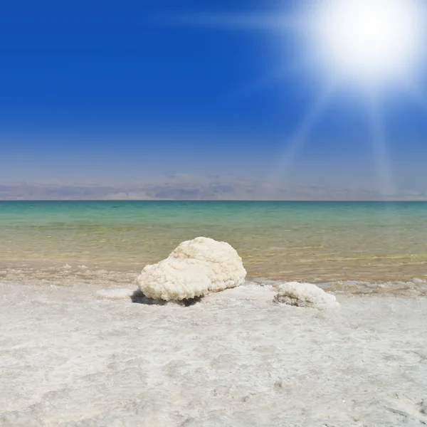 Salz des Toten Meeres natürliche Mineralbildung am Toten Meer, Island. — Stockfoto