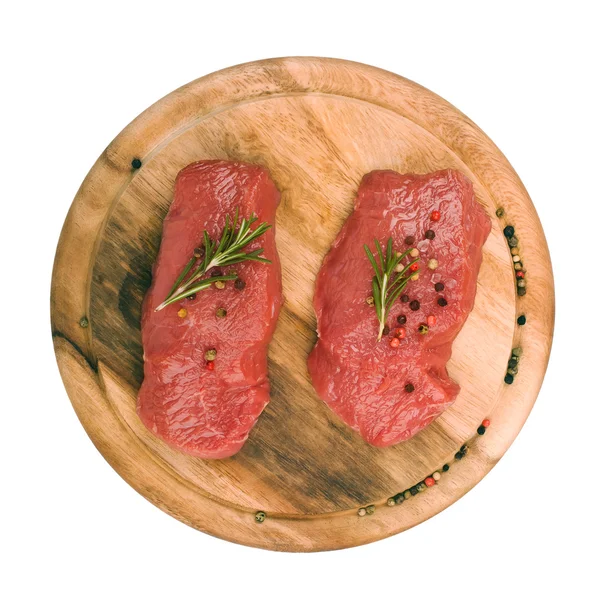 Rauw vlees met rozemarijn — Stockfoto