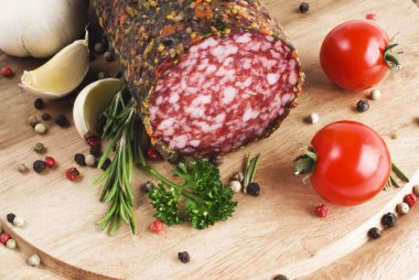 Tütsülenmiş sosis