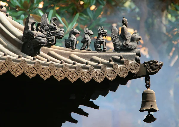 Animal figures on Chinese roof — Stock Photo, Image