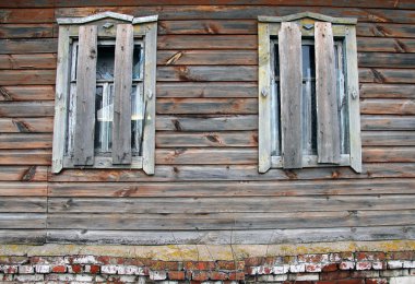Abandoned farmhouse